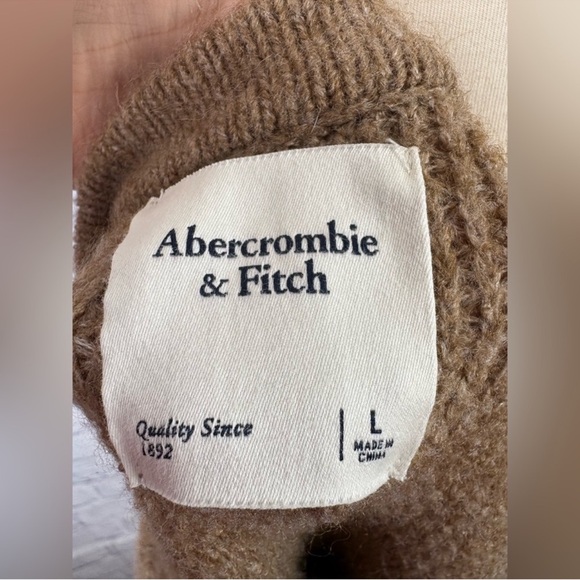 Abercrombie & Fitch sweater size Large - Picture 6 of 6